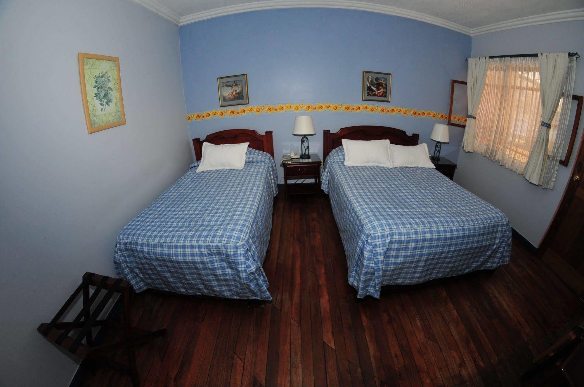 Del Angel Hotel 3*